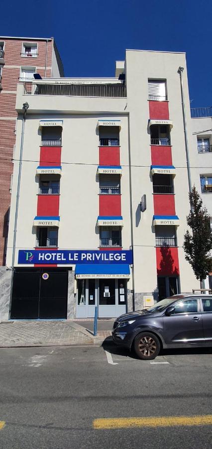 Hotel Le Privilege La Courneuve Εξωτερικό φωτογραφία