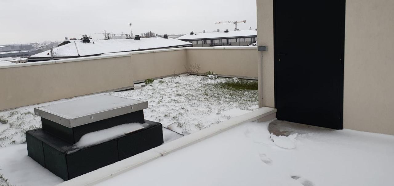 Hotel Le Privilege La Courneuve Εξωτερικό φωτογραφία